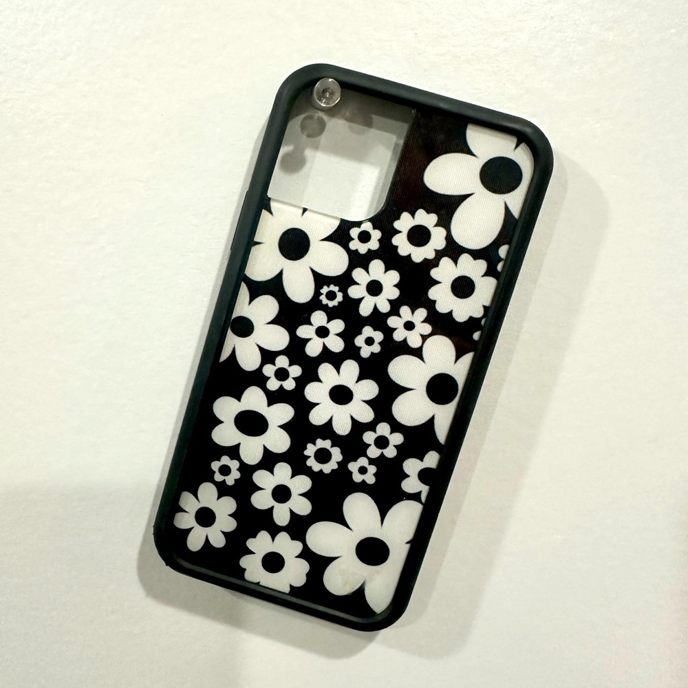 black daisy
